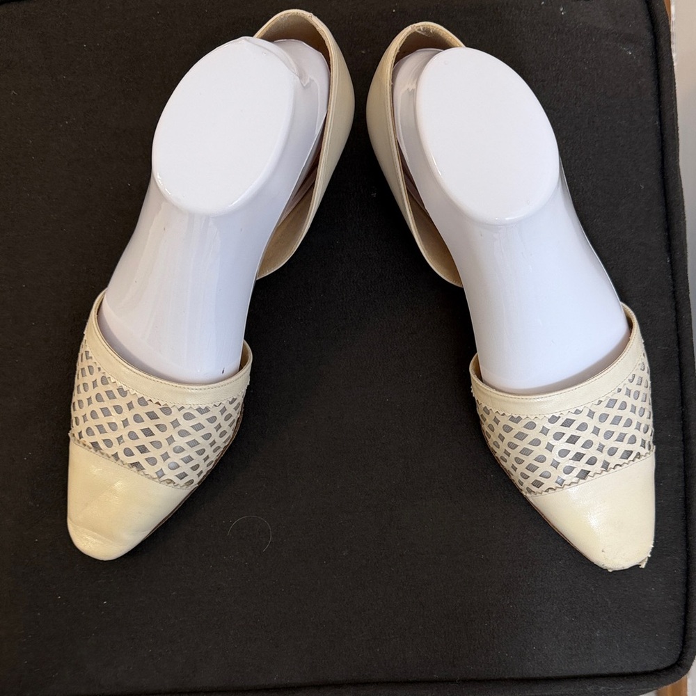 Vintage, Jose Vera, Elegant Cream leather Women's Flats Sz 8.5
